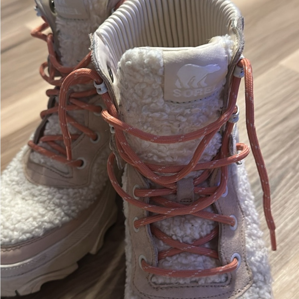 Sorel Cream and Pink Fleece Boots